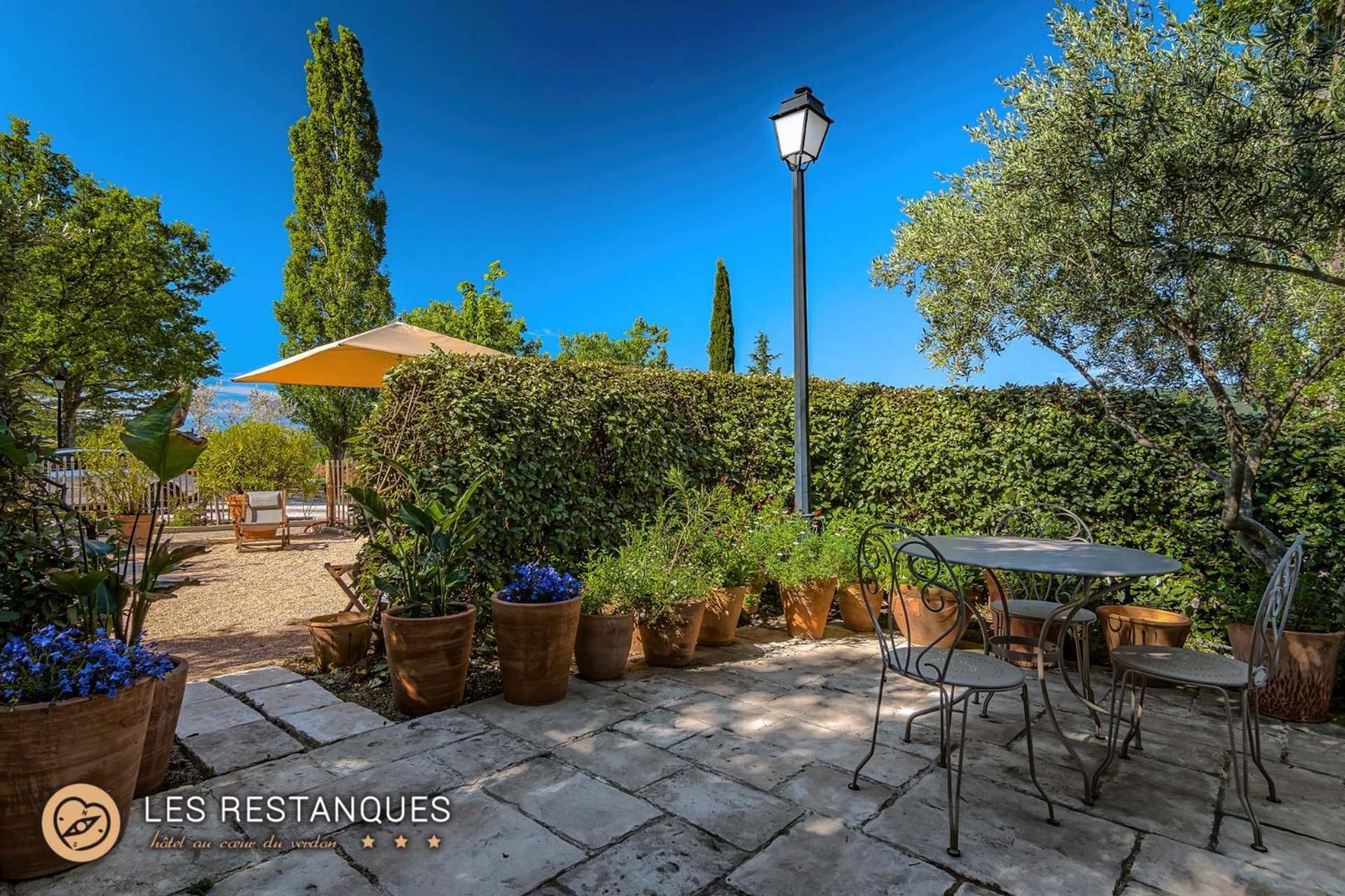 Hotel Les Restanques De Moustiers Exterior foto